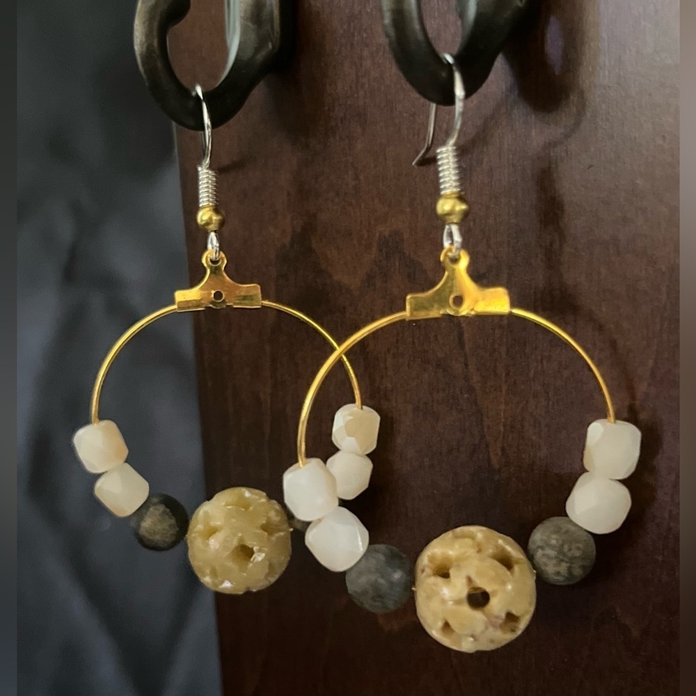 Natural Jasper Stone Bead Hoop Earrings 18k Gold Plated Dangle Boho Boutique NWT